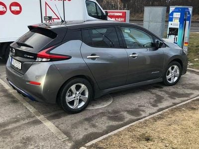 Begagnad Nissan Leaf 110 kW (150 HK) 2020 Halvkombi