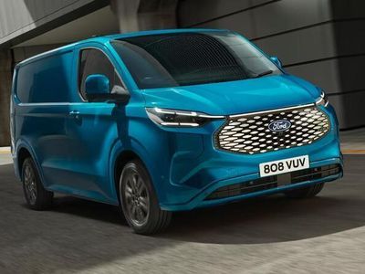 begagnad Ford Transit Custom Limited 320L LWB 2.5L Plug-In 227hk