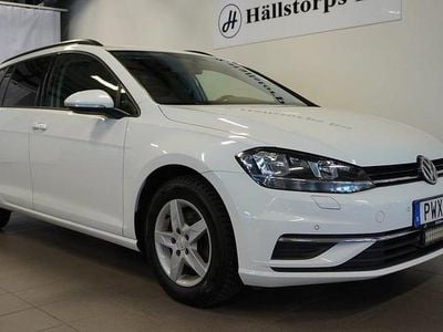 Vit Begagnad 2018 VW Golf VII Kombi | 129 900 kr (Marknadspris)