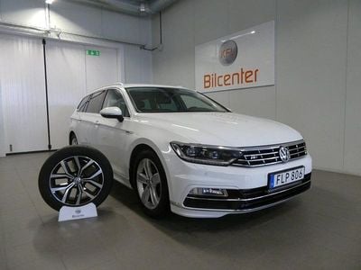 Begagnad VW Passat R-line 190 HK (139 kW) 2016 Vit Kombi