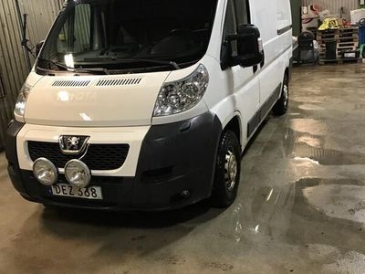 begagnad Peugeot Boxer Van 335 2.2 HDi Euro 5