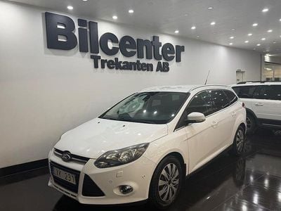 Vit Begagnad 2011 Ford Focus Titanium Kombi | 49 900 kr (Marknadspris)