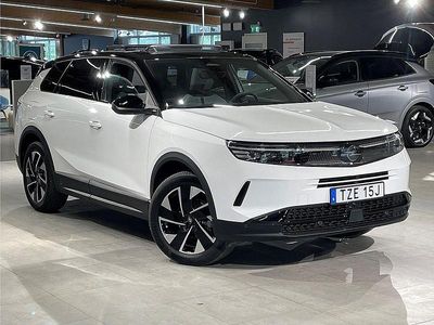 Vit Begagnad 2024 Opel Grandland X SUV | 444 900 kr (Marknadspris)