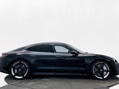 Svart Begagnad 2020 Porsche Taycan Turbo Sport Sedan | 739 800 kr