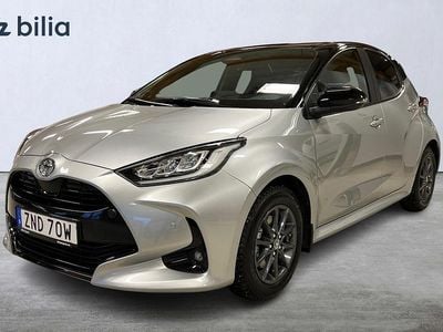 Silver Ny 2025 Toyota Yaris Hybrid Style Halvkombi | 329 000 kr (Dyr)