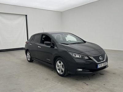 begagnad Nissan Leaf 40 kWh N-Connecta Värmare 360° GPS Carplay 2020, Halvkombi