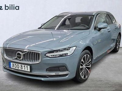 Grå Begagnad 2023 Volvo V90 Core Kombi | 409 000 kr