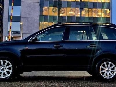 Begagnad Volvo XC90 165 HK (121 kW) 2005 Svartmettalic SUV