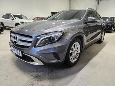 Begagnad Mercedes GLA200 Urban 156 HK (114 kW) 2016 Mörkgrå SUV
