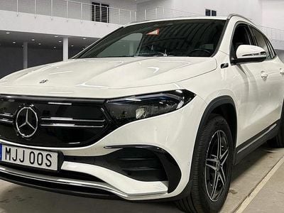 Vit Begagnad 2022 Mercedes EQA250 AMG SUV | 359 000 kr