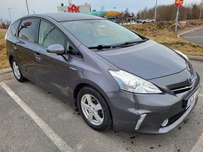 Begagnad 2012 Toyota Prius+ Minibuss | 119 000 kr