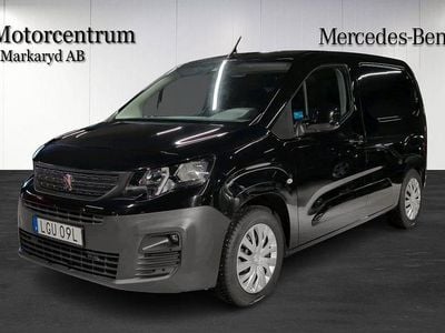 Svart Begagnad 2020 Peugeot Partner Minibuss | 169 000 kr (Marknadspris)