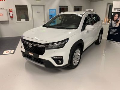 Vit Begagnad 2022 Suzuki SX4 S-Cross SUV | 384 080 kr
