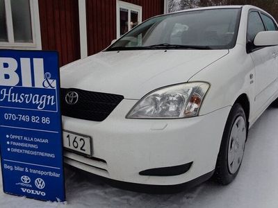 begagnad Toyota Corolla Verso Corolla 5D NYSERV DRAG MVG INBYTE BRA SKICK 2002, Kombi