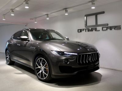 begagnad Maserati Levante D 275HK Panorama H&K Svensksåld Fullutr