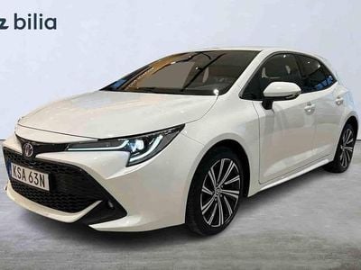 Begagnad Toyota Corolla Hybrid 2022 Vit Halvkombi