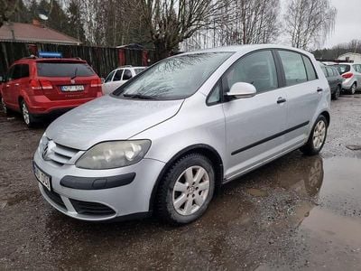 Silver Begagnad 2006 VW Golf V S Halvkombi | 59 900 kr (Lite dyr)