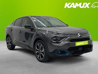 Silver/grå Begagnad 2022 Citroën e-C4 Exclusive Sedan | 229 800 kr (Marknadspris)