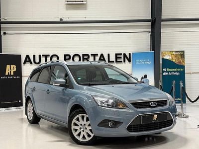Grå Begagnad 2010 Ford Focus Titanium Kombi | 39 900 kr (Marknadspris)