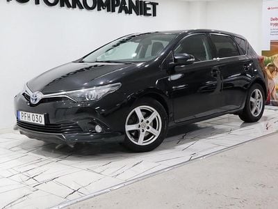 Begagnad Toyota Auris Hybrid Edition 136 HK (100 kW) 2017 Svart Halvkombi