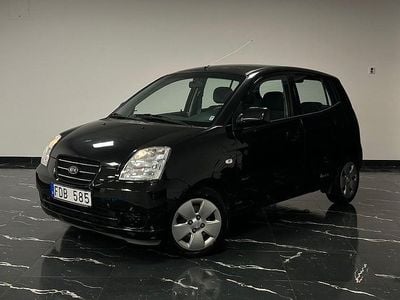 Begagnad Kia Picanto EX 61 HK (44 kW) 2007 Svart Halvkombi