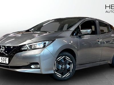 Svart Begagnad 2023 Nissan Leaf Acenta Halvkombi | 189 900 kr (Marknadspris)