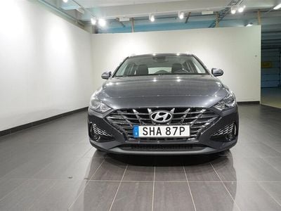 Begagnad Hyundai i30 Essential 120 HK (88 kW) 2022 Okänd Kombi