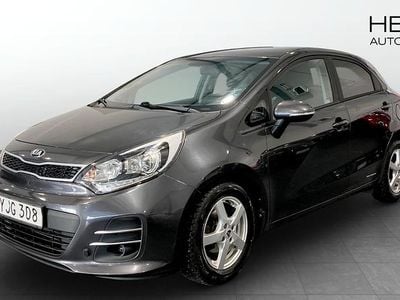 Grå Begagnad 2016 Kia Rio Halvkombi | 84 800 kr (Marknadspris)