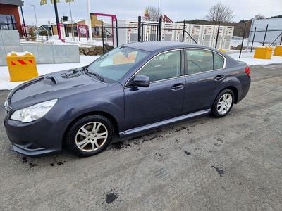 Begagnad Subaru Legacy 150 HK (110 kW) 2011 Sedan