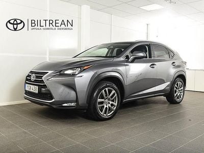 Grå Begagnad 2016 Lexus NX300h Executive Line SUV | 209 900 kr (Marknadspris)