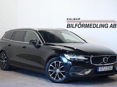 Svart Begagnad 2018 Volvo V60 Momentum Kombi | 229 900 kr (Marknadspris)