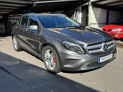 Mercedes GLA220