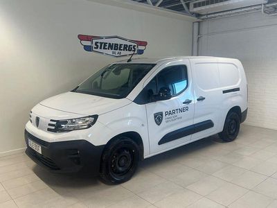 Vit Begagnad 2025 Peugeot Partner Minibuss | 349 900 kr