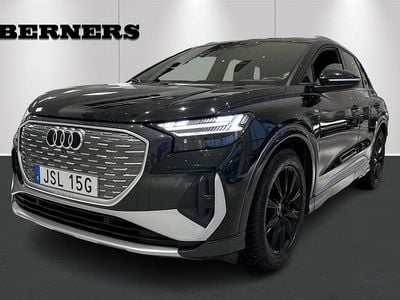 Begagnad Audi Q4 e-tron S-Line 219 kW (299 HK) 2023 Svart SUV