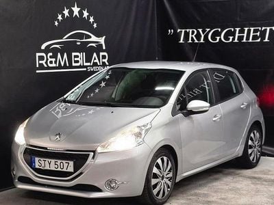 Begagnad Peugeot 208 68 HK (50 kW) 2014 Grå Halvkombi
