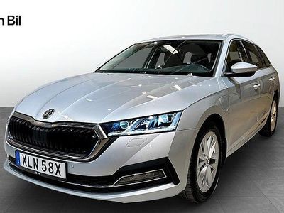 Silver Begagnad 2024 Skoda Octavia Style Kombi | 324 900 kr (Bra pris)