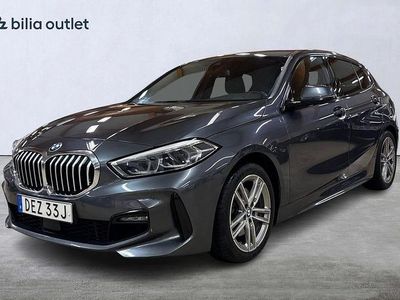 Grå Begagnad 2020 BMW 118 M Sport Halvkombi | 239 900 kr (Marknadspris)
