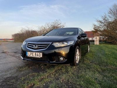 Begagnad Honda Accord Elegance 150 HK (110 kW) 2012 Svart Sedan