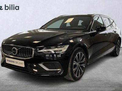 Begagnad Volvo V60 Core 253 HK (186 kW) 2022 Svart Kombi