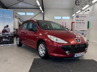Röd Begagnad 2006 Peugeot 307 Halvkombi | 29 900 kr (Lite dyr)