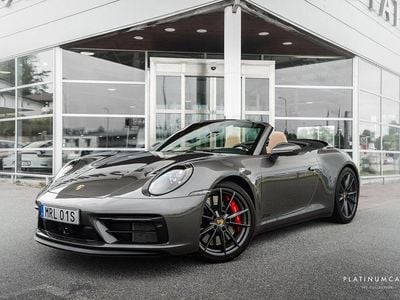 Porsche 911 Carrera GTS
