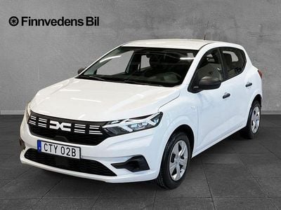 Vit Begagnad 2023 Dacia Sandero Essentiel | 124 000 kr (Bra pris)
