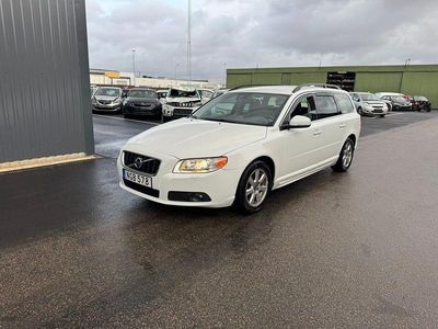 Begagnad 2013 Volvo V70 Kombi | 105 000 kr