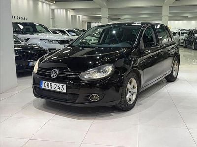Svart Begagnad 2011 VW Golf VI Halvkombi | 39 900 kr (Marknadspris)