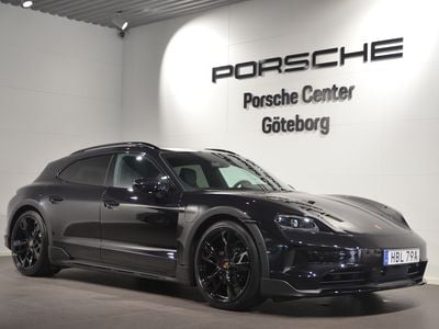 Begagnad Porsche Taycan Cross Turismo 350 kW (476 HK) 2024 Svart Sedan