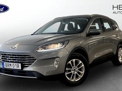 Grå (grey) Begagnad 2022 Ford Kuga Titanium SUV | 254 900 kr (Marknadspris)