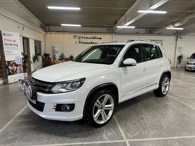 Vit Begagnad 2015 VW Tiguan R-line SUV | 134 800 kr (Marknadspris)