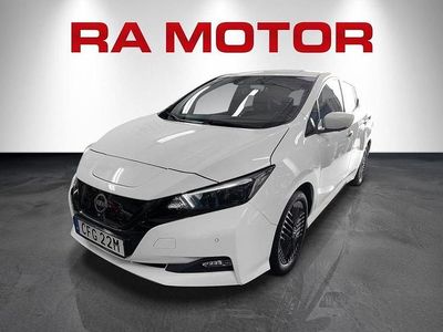Vit Begagnad 2022 Nissan Leaf 360º Halvkombi | 178 800 kr (Marknadspris)