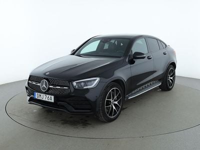 Svart Begagnad 2021 Mercedes GLC220 AMG line Sportkupé | 408 000 kr (Marknadspris)