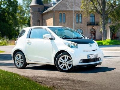 Toyota iQ